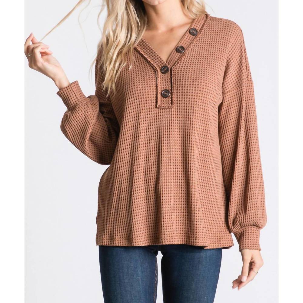 NEW HAILEY & CO long sleeve waffle top in brown